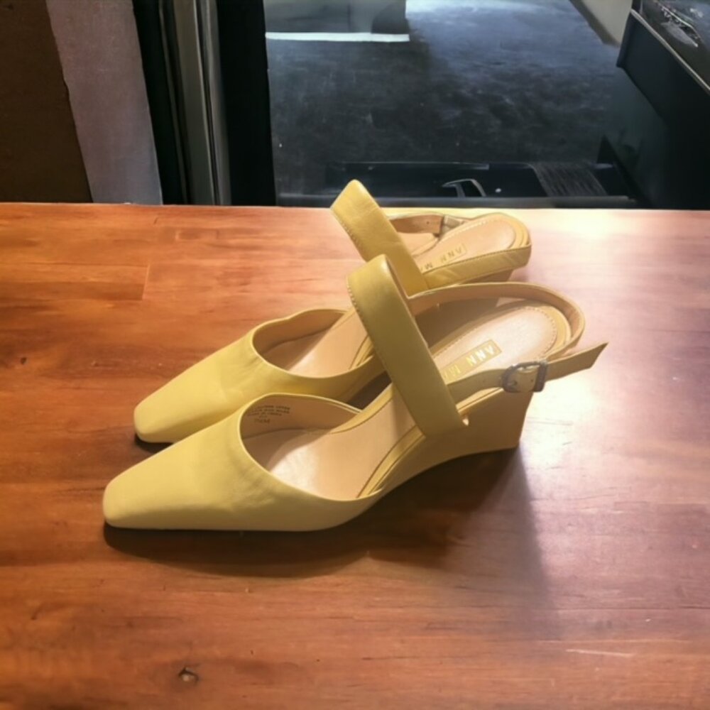 NWOT VTG ANN MARINO Strappy Wedge Heels - Picture 5 of 9